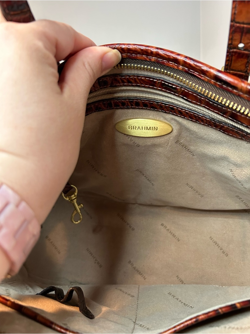 Brahmin Mini Asher Pecan Melbourne Croc Leather Satchel Authenticated - Picture 11 of 11